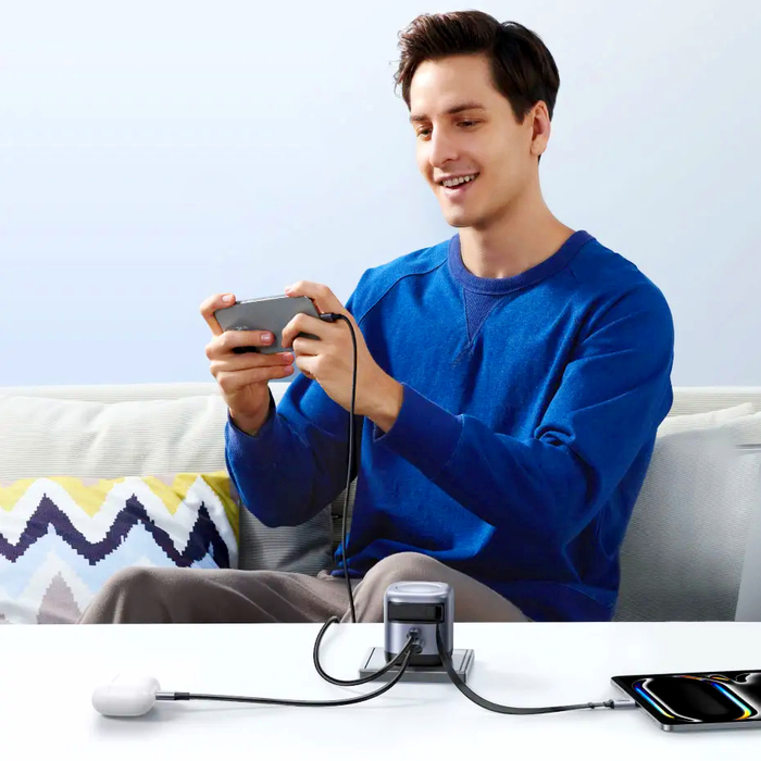 Зарядное устройство