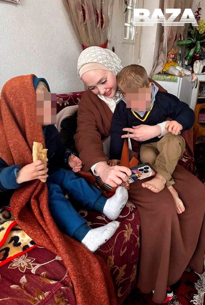         , , , , ,  , ,  , , Telegram (), 