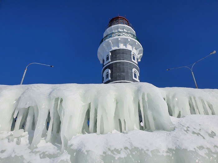 ���� � �����