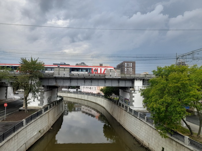 Электрозаводский железнодорожный мост