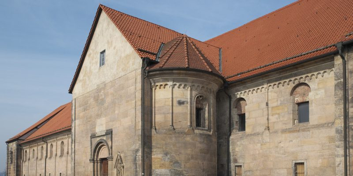     ,   11031147 . : GFreihalter / Wikimedia Commons