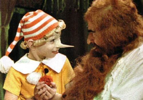 Кадр из музыкального фильма «Приключения Буратино», 1975 год