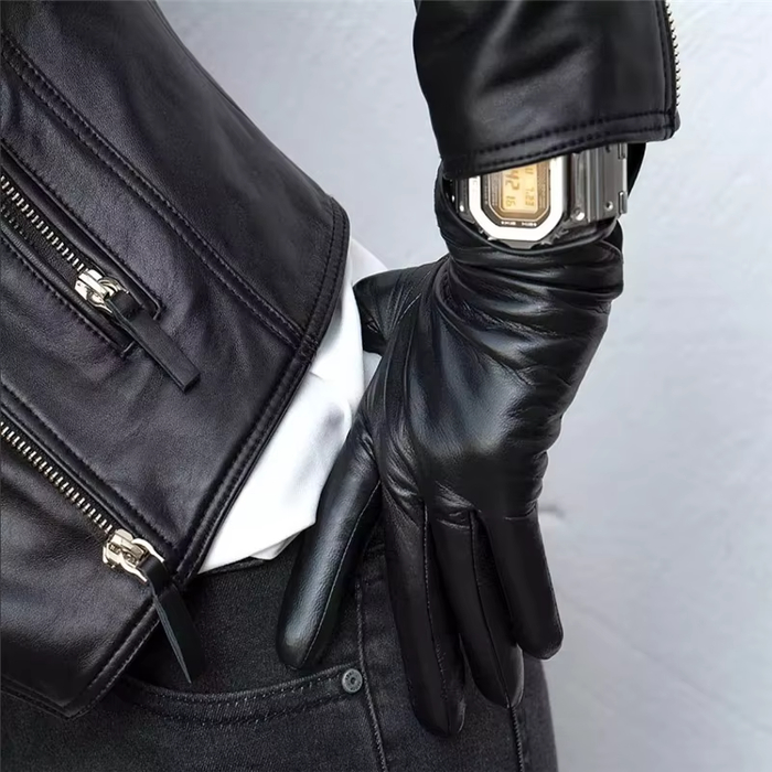 Кожаные перчатки