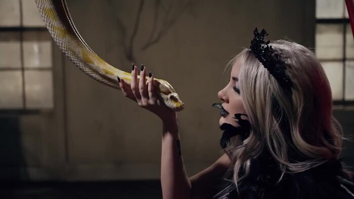 HALOCENE   brand new single ALTERNATIVE METAL/POST-HARDCORE Bite My Tongue