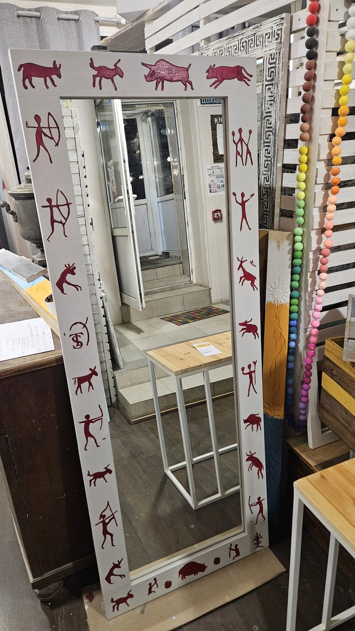 Зеркало Дикая Охота, доводку красок делала Елена Юрьевна (золотые руки у человека 🙂 )