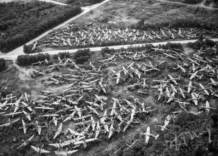 10 редких исторических фотографий Второй Мировой, от которых мурашки по спине и ком в горле Прошлое, Страны, Россия, Познавательно, Историческое фото, Фотография, Великая Отечественная война, Факты, Красная Армия, 20 век, Вторая мировая война, Солдаты, Хочу все знать, Самолет, История России, Военная история, География, Длиннопост