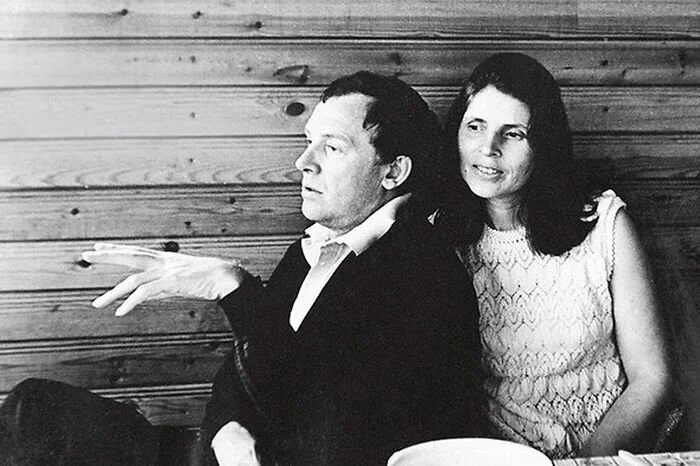 «Первая жена назвала его ничтожеством, а вторая сделала гением»: непрощённое предательство Смоктуновского... Биография, Актеры и актрисы, Советские актеры, Счастье, Семья, Любовь, Иннокентий Смоктуновский, Знаменитости, Театр, Память, Советское кино, Фото со съемок, Telegram (ссылка), СССР, Длиннопост, Прощание, Прошлое, Судьба, Молодость