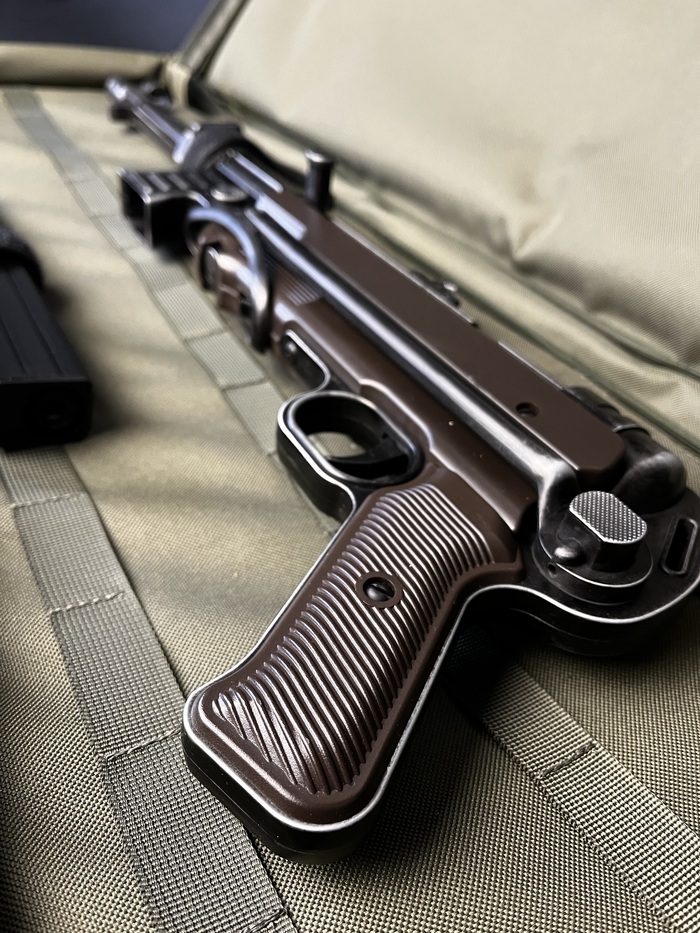  ? , , , MP-40, -