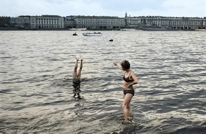 Подборка простых и потрясающих фотографий эпохи СССР. 20 раскрашенных фотографий. Часть 26 20 век, Старое фото, Фотография, СССР, Детство в СССР, 60-е, 70-е, 80-е, 50-е, Колоризация, Длиннопост