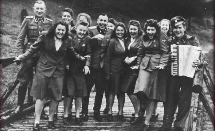 Сотрудники концлагеря