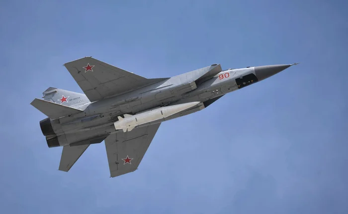Российские войска ударили гиперзвуковыми ракетами по военным заводам в Киеве Министерство обороны, Армия, Спецоперация, Киев, Оружие, Военные, Украина, Telegram (ссылка), Политика