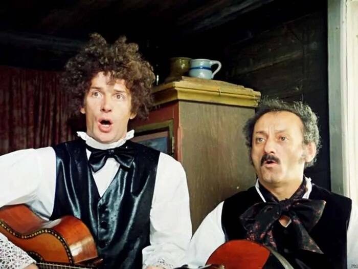 Кадр из фильма "Формула любви" (1984)