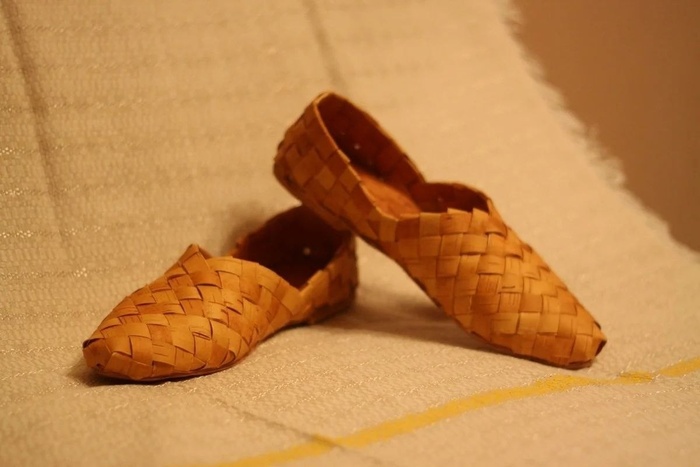         , , , ,  , ,  , , , , , 