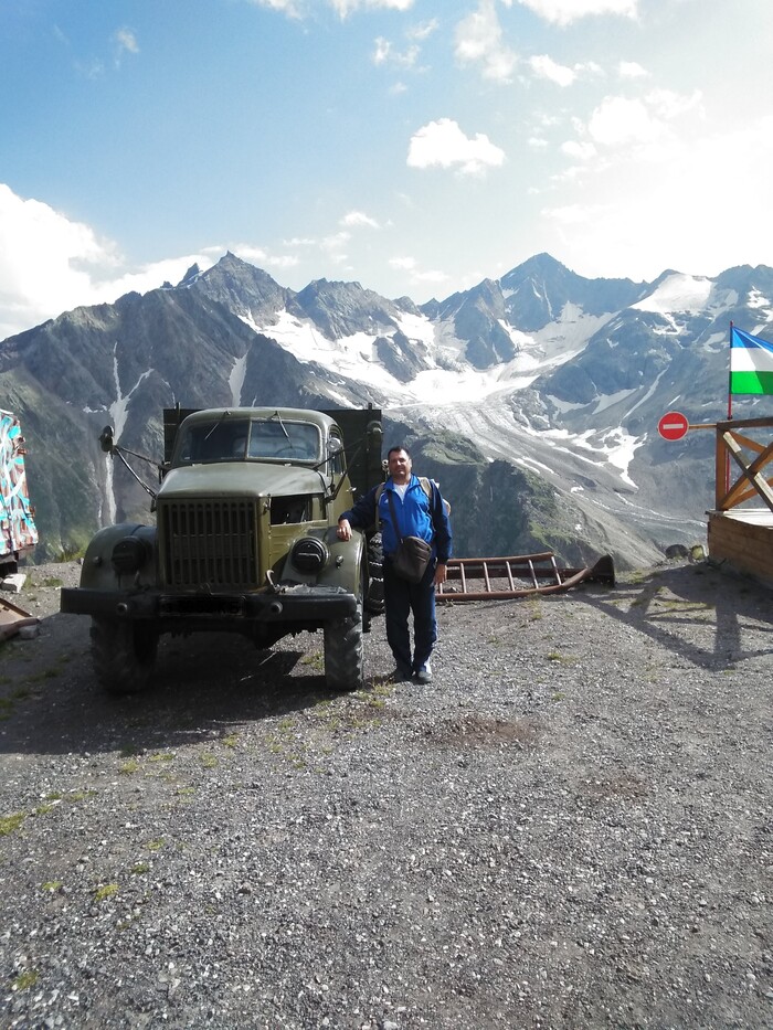 �������