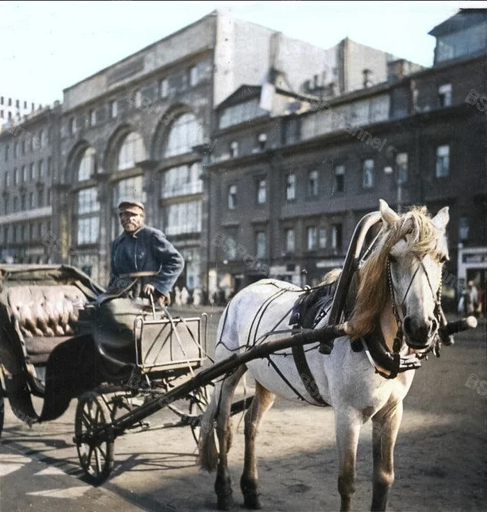 Жизнь Советского Ленинграда в 1930-е годы. 20 раскрашенных фотографий. Часть 3 История города, Краеведение, Историческое фото, 20 век, Ленинград, Санкт-Петербург, 1930-е, Фотография, Колоризация, Длиннопост