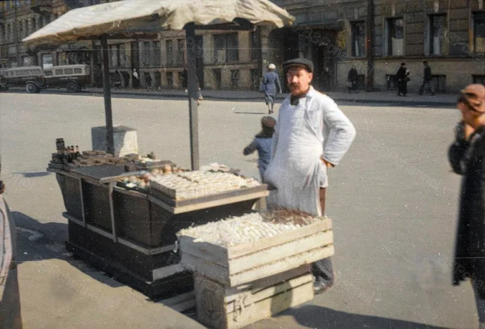 Жизнь Советского Ленинграда в 1930-е годы. 20 раскрашенных фотографий. Часть 3 История города, Краеведение, Историческое фото, 20 век, Ленинград, Санкт-Петербург, 1930-е, Фотография, Колоризация, Длиннопост