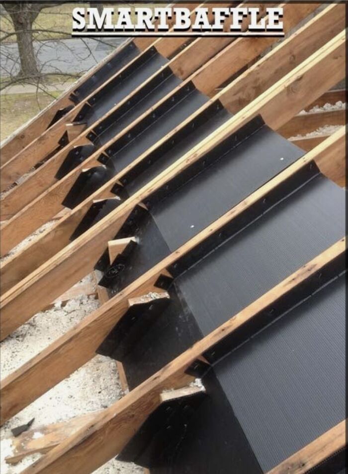 Приблуда у буржуинов для организации вентиляции подкровельного пространства.