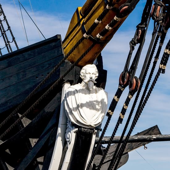 Носовая фигура с бюстом дона Фернандо.