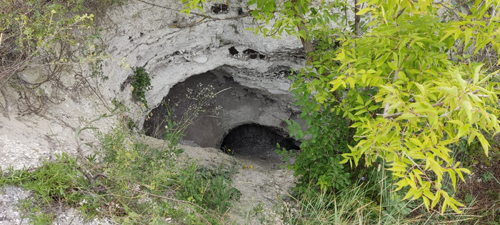 Пещерка небольшая