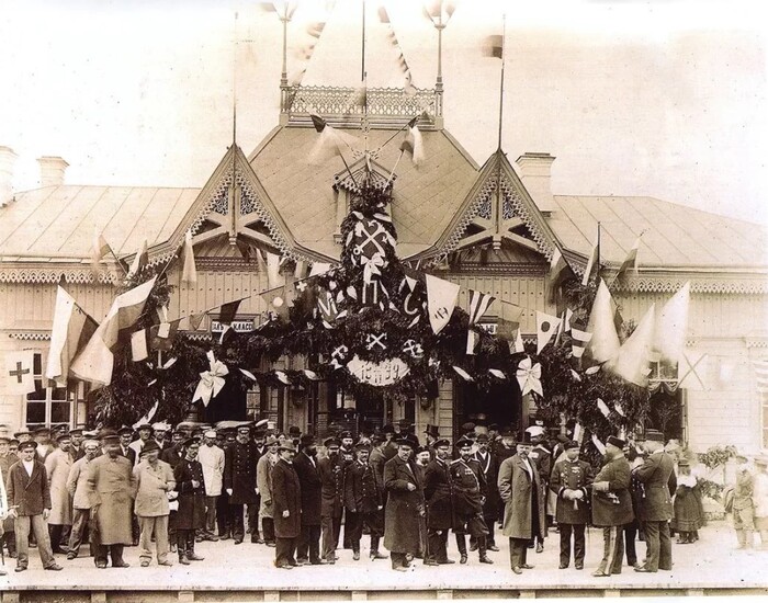Здание вокзала станции Томск