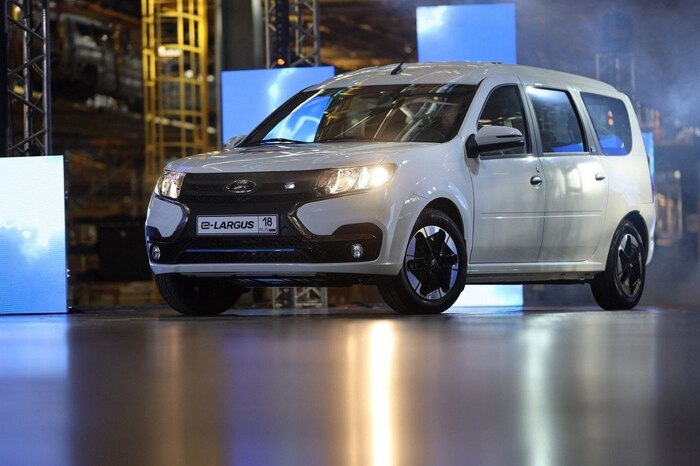  2025        Lada e-Largus , Lada Largus,  
