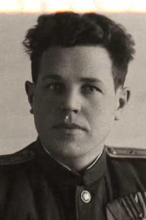 Гришин Василий Михайлович. Командир 389 медсанбата