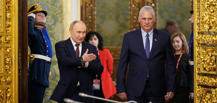   :         - (, 7  2025 )