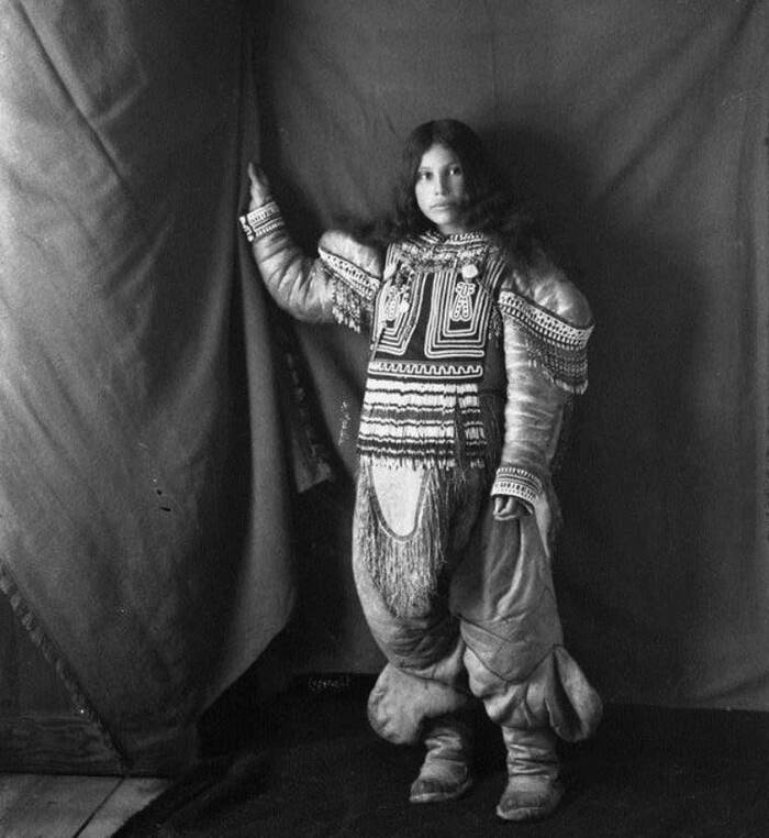  -      .  , , ,  1905 .