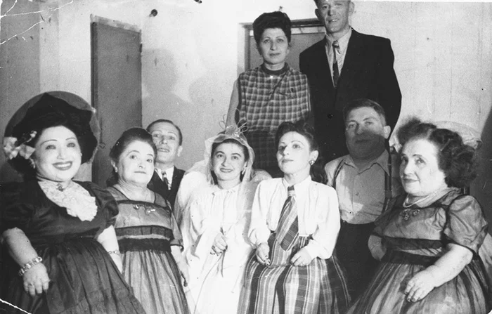 Карлицы в Освенциме История (наука), Вторая мировая война, Военная история, 20 век, Прошлое, Женщины, Адольф Гитлер, Инвалид, Длиннопост