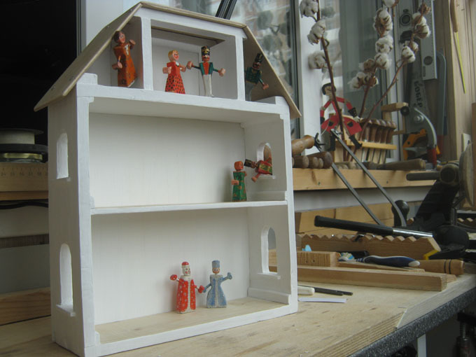 Гусары — в окно!