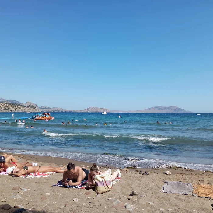 Судак расцвёл Черное море, Крым, Путешествие по России, Автопутешествие, Город Судак, Новый свет, Южный берег Крыма, Курорт, Море, Длиннопост