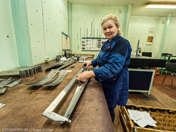 Из серии «Именно они делают Россию великой» - снято мной на заводе АО «Уралтурбо»