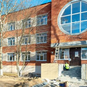 В 2021 году <a href="https://pikabu.ru/story/chinovnikioptimizatoryi_davyat_vsekh_kto_meshaet_razvalu_skoroy_o_zakryitii_klimovskoy_podstantsii_smp_v_podmoskove_13092630?u=https%3A%2F%2Fpodolskriamo.ru%2Fnews%2Fobschestvo%2Fkapremont-punkta-podolskoj-podstantsii-skoroj-pomoschi-zavershat-k-kontsu-goda%2F&t=%D0%BF%D1%80%D0%BE%D1%88%D1%91%D0%BB&h=0675e02693c16c894c4938d1dab09bfa77c4a840" title="https://podolskriamo.ru/news/obschestvo/kapremont-punkta-podolskoj-podstantsii-skoroj-pomoschi-zaver..." target="_blank" rel="nofollow noopener">прошёл </a>капитальный ремонт Климовской подстанции скорой помощи за 15 млн.рублей, о котором <a href="https://pikabu.ru/story/chinovnikioptimizatoryi_davyat_vsekh_kto_meshaet_razvalu_skoroy_o_zakryitii_klimovskoy_podstantsii_smp_v_podmoskove_13092630?u=https%3A%2F%2Frutube.ru%2Fvideo%2Ff99b001922f0dc958fabaae8024a4264%2F&t=%D1%82%D1%80%D1%83%D0%B1%D0%B8%D0%BB%D0%B8&h=85448b4832f07f9f1daf1e70bb6b365facdcdd64" title="https://rutube.ru/video/f99b001922f0dc958fabaae8024a4264/" target="_blank" rel="nofollow noopener">трубили </a>по всем каналам.