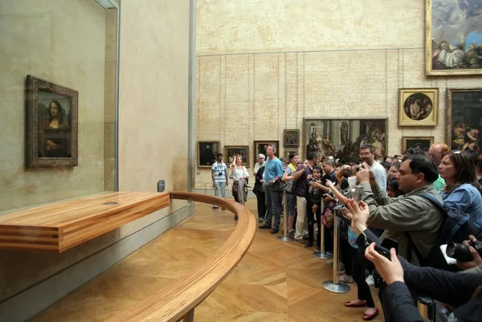 21 августа. Ограбление века. Про то, как из Лувра была похищена «Мона Лиза» и как в результате этого она стала мировым шедевром История (наука), Похищение, Картина, Леонардо да Винчи, Мона Лиза, Лувр, Длиннопост