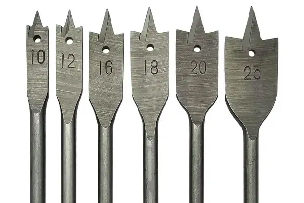 Одно сверло по дереву