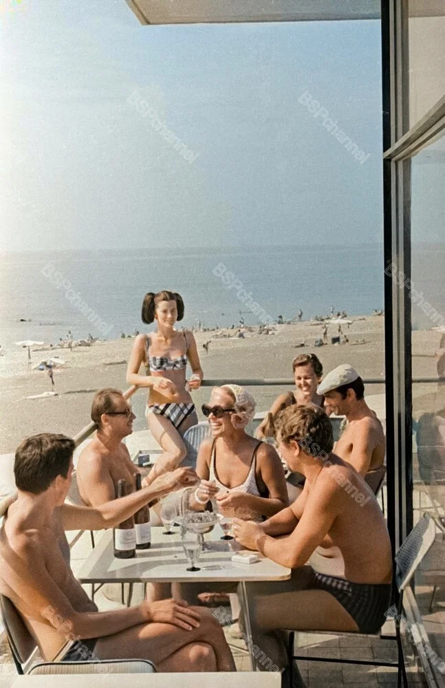 Подборка простых и потрясающих фотографий эпохи СССР. 20 раскрашенных фотографий. Часть 29 20 век, Старое фото, СССР, Детство в СССР, 70-е, 60-е, 50-е, 80-е, Фотография, Колоризация, Длиннопост, Аэробика