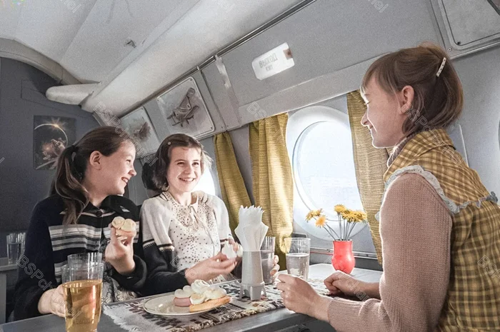 Подборка простых и потрясающих фотографий эпохи СССР. 20 раскрашенных фотографий. Часть 29 20 век, Старое фото, СССР, Детство в СССР, 70-е, 60-е, 50-е, 80-е, Фотография, Колоризация, Длиннопост, Аэробика