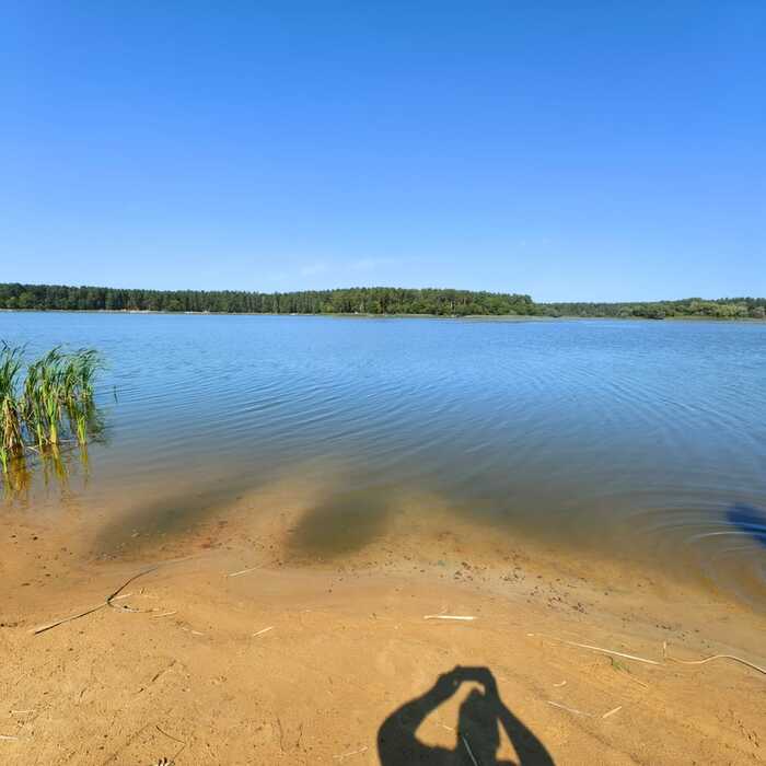 где то тут был лодочный причал. плюс минус