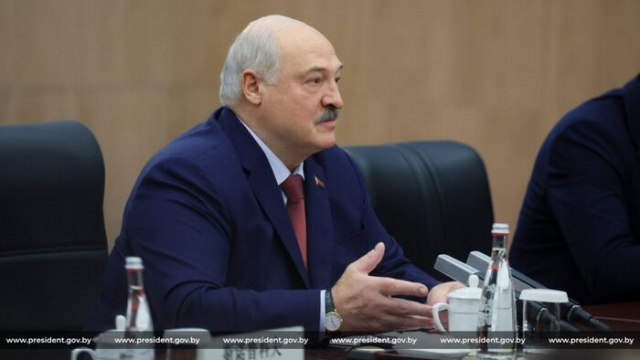 : <!--noindex--><a href="https://pikabu.ru/story/vlast_bez_shou_azaryonok_poyasnil_kak_byit_istinnyim_pravitelem_po_zavetam_mudretsov_13144722?u=http%3A%2F%2Fpresident.gov.by&t=president.gov.by&h=4e1d80695d02807ef740f4a313f7b6ceaf5459e0" title="http://president.gov.by" target="_blank" rel="nofollow noopener">president.gov.by</a><!--/noindex-->