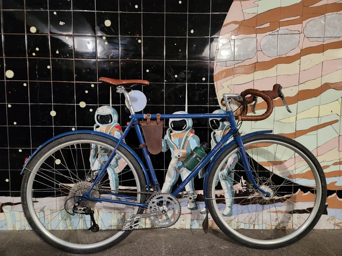 На пыльных тропинках далеких планет Ростова-на-Дону