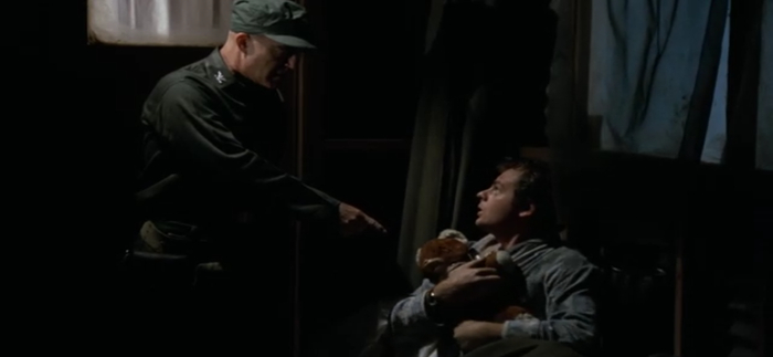    . M*A*S*H.    ׸    ,  , ,   , , ,   