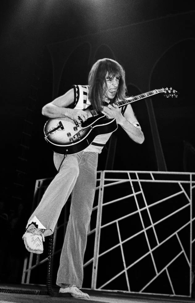 Стив Хау, 1977.