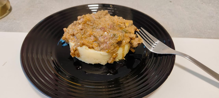 Мужская кухня. Утиная печень в сметане Продукты, Еда, Рецепт, Мужская кулинария, Ужин, Кухня, Картофель, Утка, Печень, Кулинария, Сметана, Мужское, Фотография, Мобильная фотография, Пюре, Грибы, Длиннопост