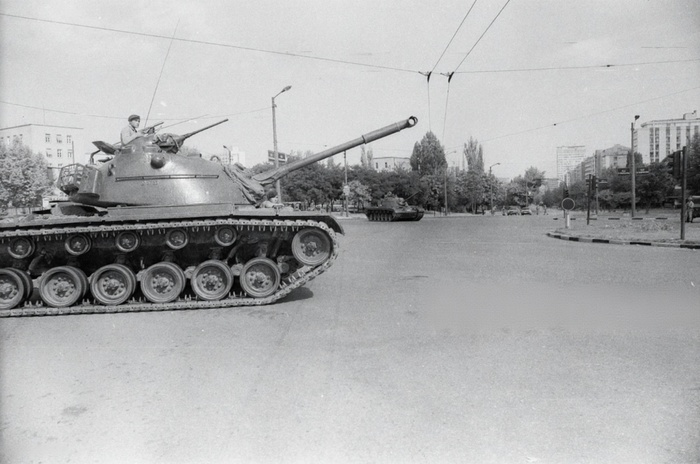    .     ,   ,   12  1980 .