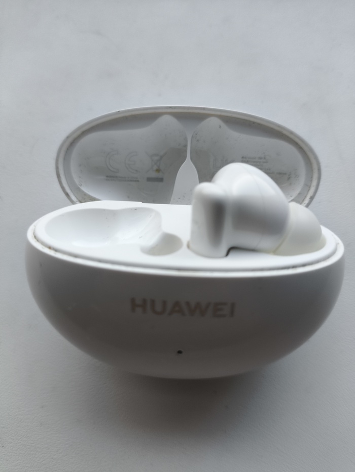   - HUAWEI
