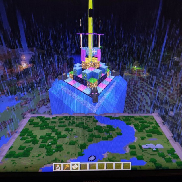 Спавн был и таким) Убив одного из монстров, у него можно забрать карту.