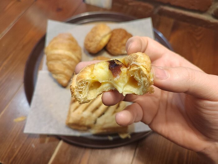 Паштейш с заварным кремом - 52 рубля