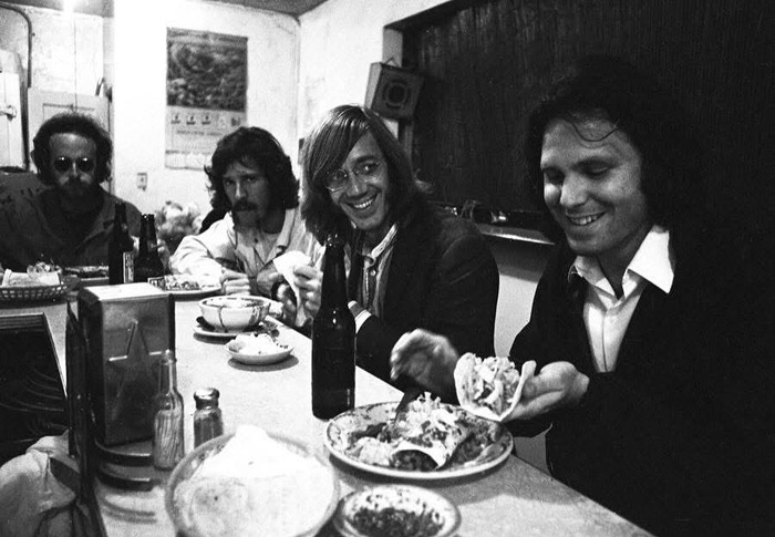 The Doors. Ресторан мексиканской кухни Lucky Lu’s, 1969.