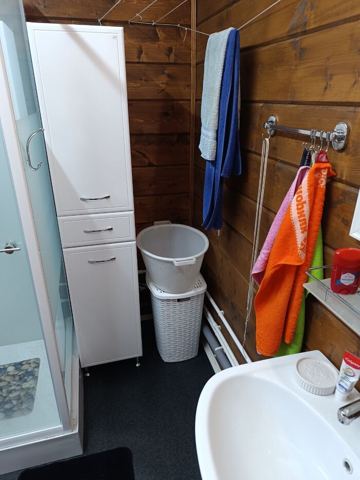 Верёвочки поменяли на нормальный полотенцесушитель