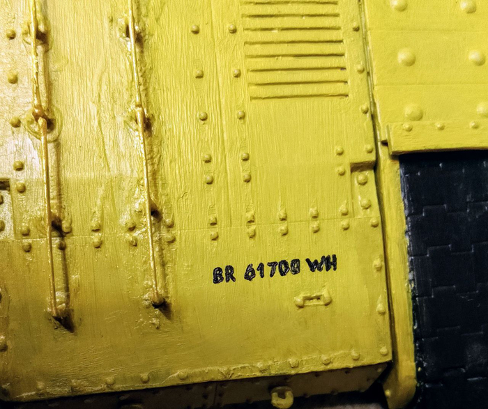 Это черновик, потом надпись подправил.